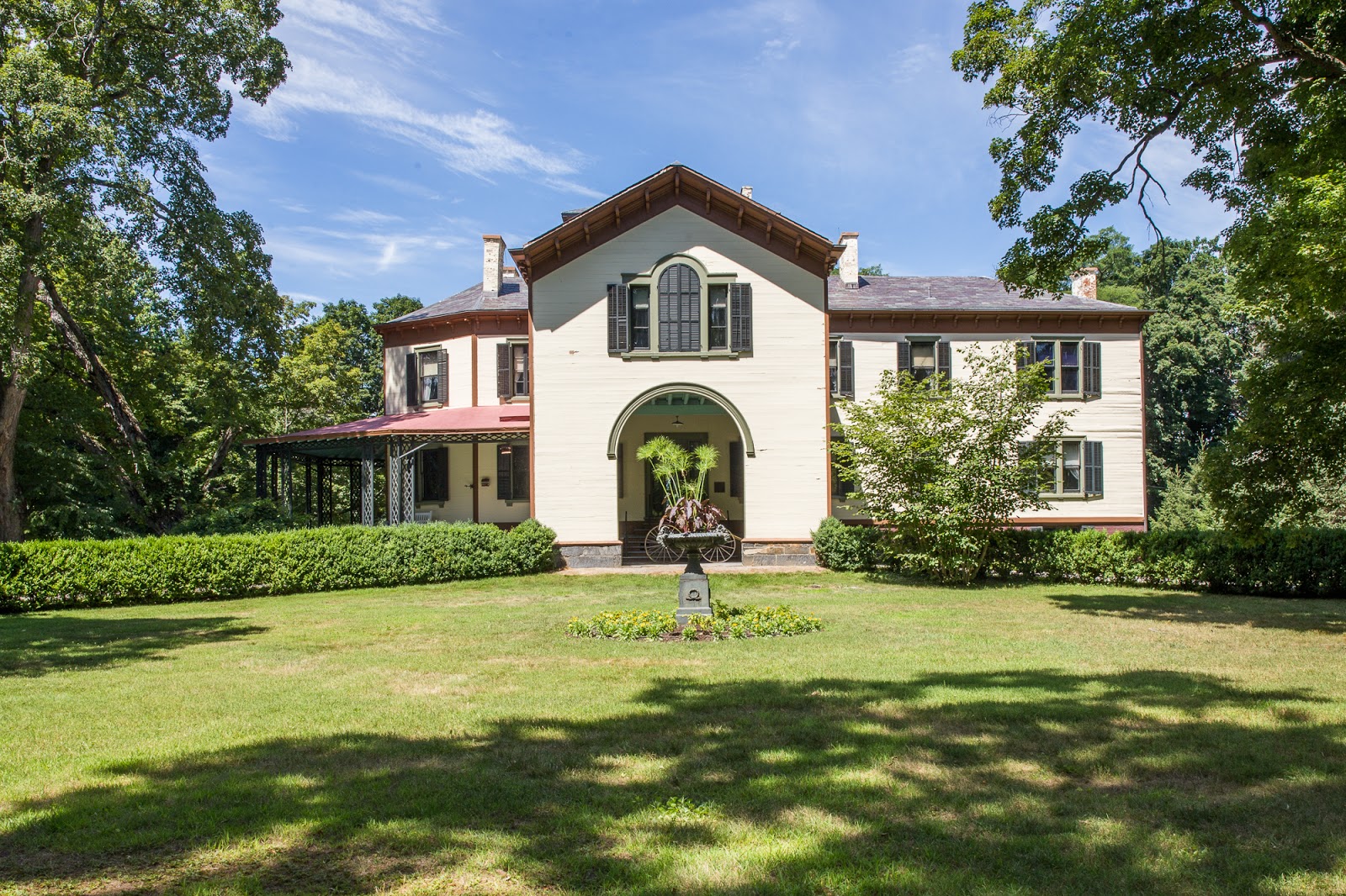 Locust Grove Estate